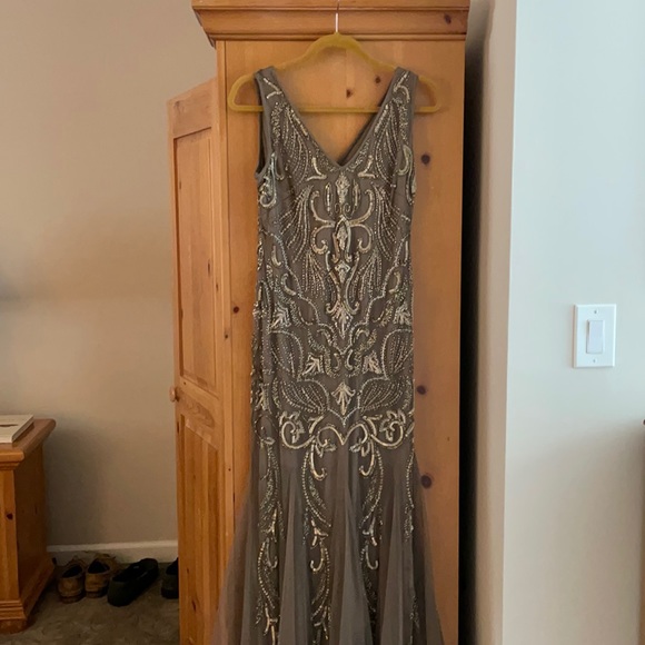 Patra long beaded gown size 6P - Picture 1 of 3